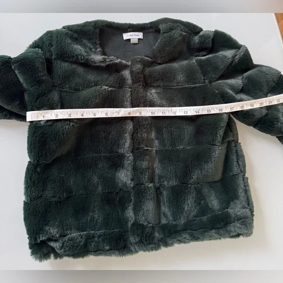 NWT Calvin Klein Cropped Faux Fur Jacket – Emerald Green – Size S - Picture 5 of 7